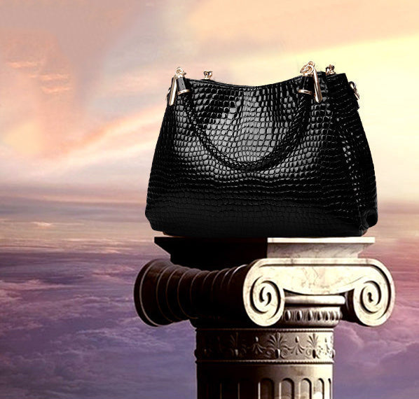 Botha™ Stella - Stylish handbag with crocodile motif