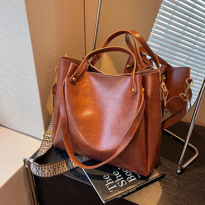 Botha™ Sienna - Elegant leather bag with two straps