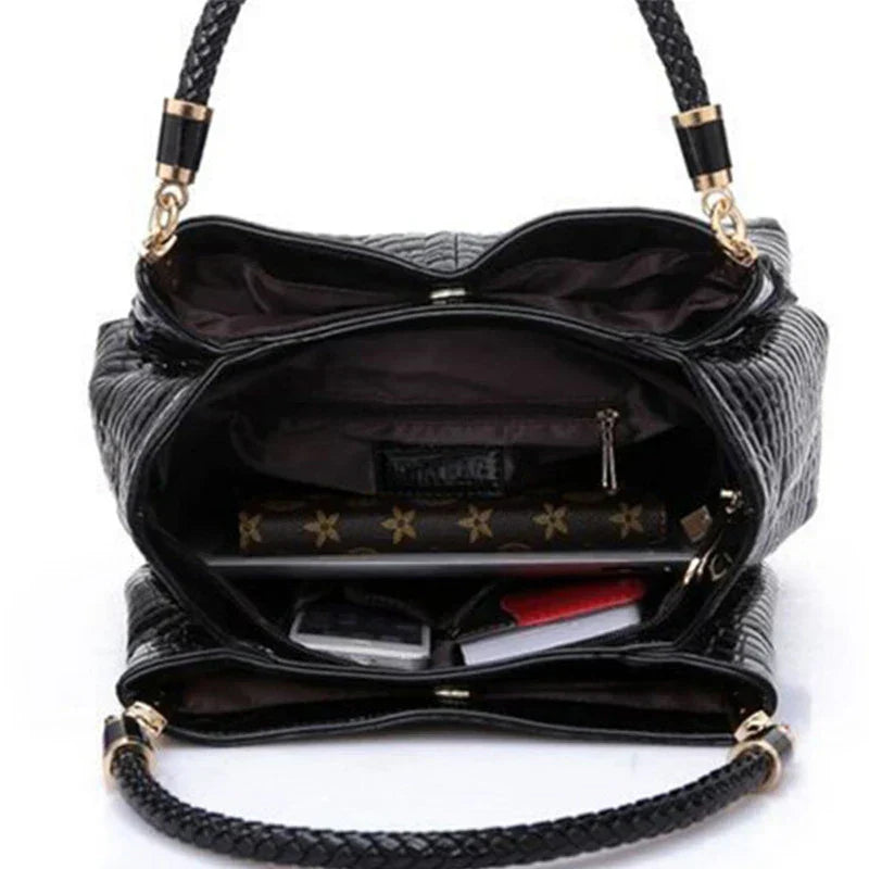 Botha™ Stella - Stylish handbag with crocodile motif